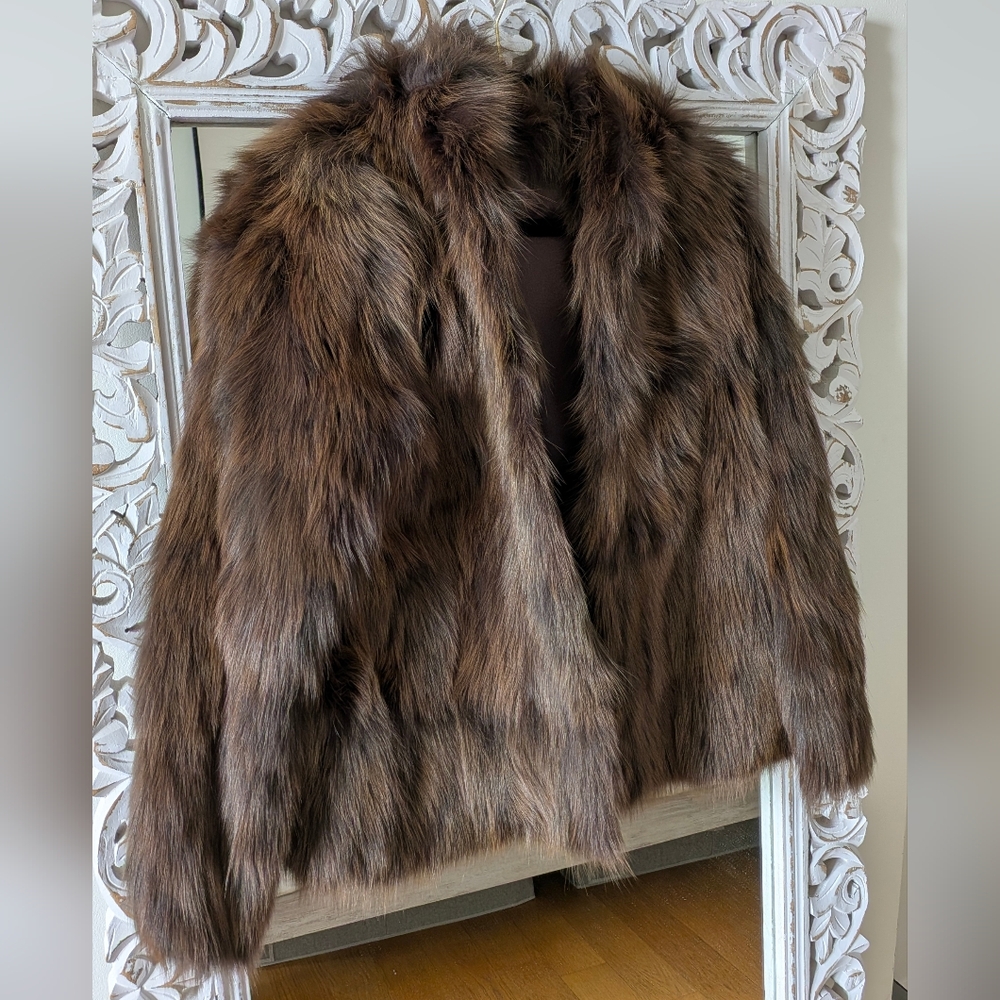 NWOT Luxurious Brown 100% Authentic Fox Fur Coat